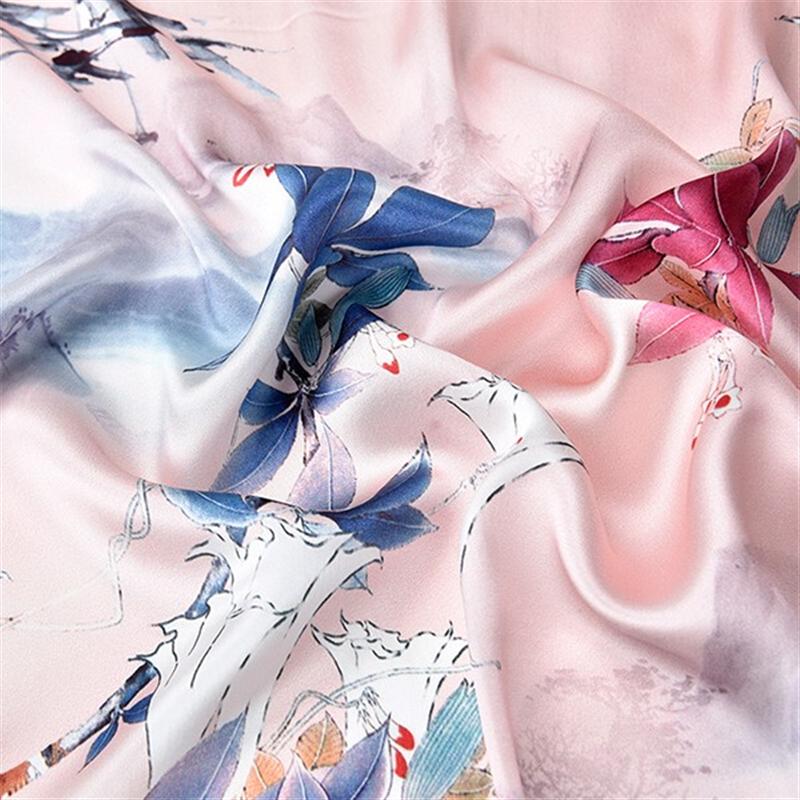 上海故事真絲絲巾女 春秋新款氣質(zhì)奢華中國(guó)風(fēng)時(shí)尚休閑印花禮品絲巾