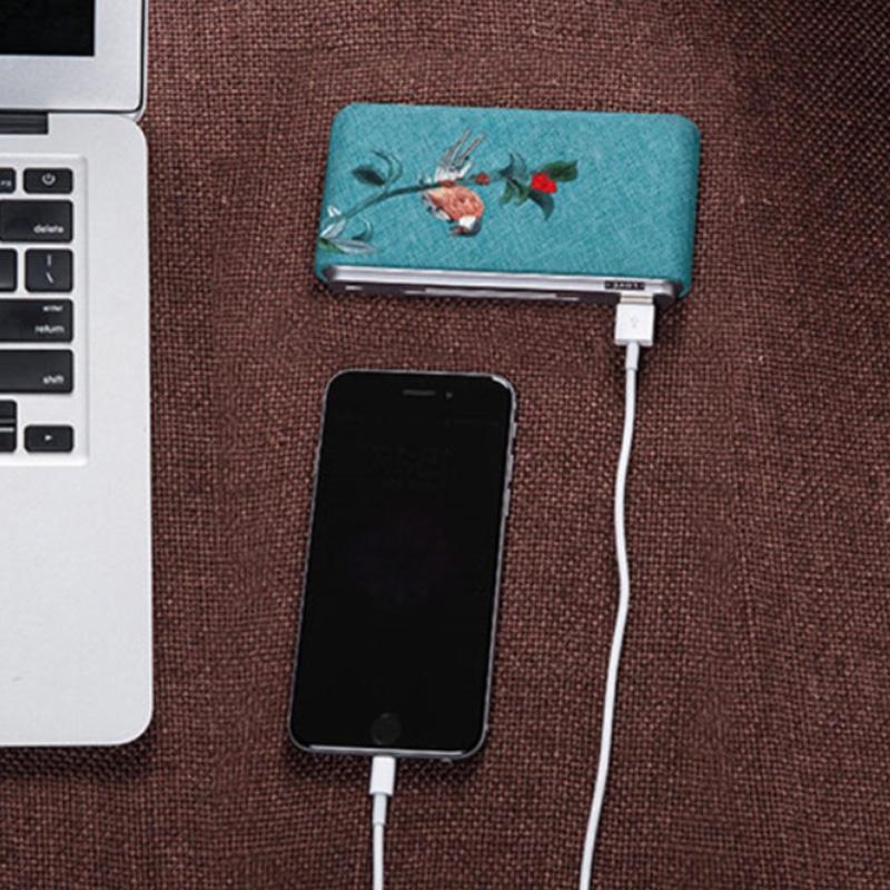 中國(guó)手工刺繡移動(dòng)電源充電寶便攜特色禮品送老外男女創(chuàng)意民族風(fēng)母親節(jié)禮物 湘繡款