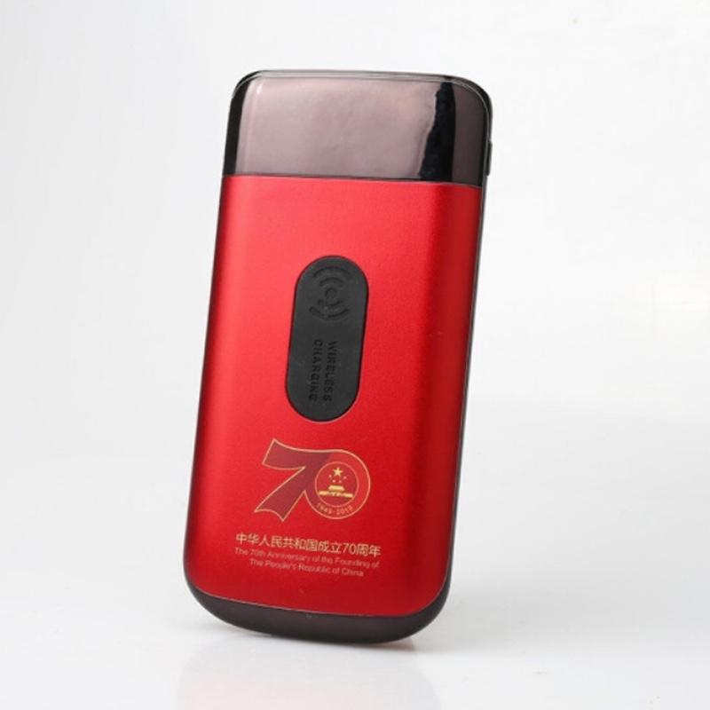 智能屏智能充電數(shù)顯無線充移動(dòng)電源10000mAh一拖三數(shù)據(jù)線車載充點(diǎn)器三件套 禮品定制 紅色