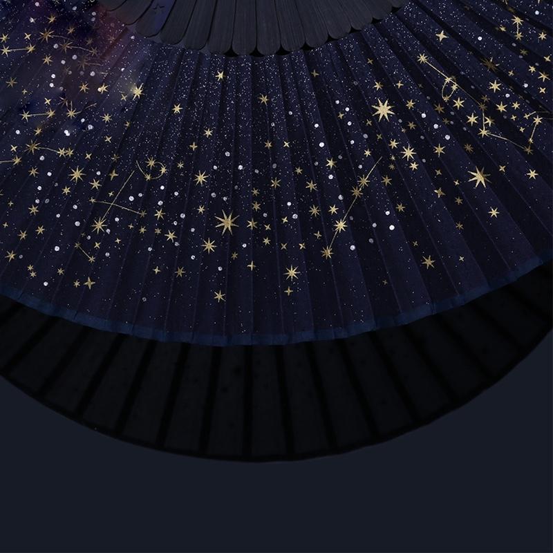 【故宮淘寶】微微風(fēng)簇浪，散作滿河星-燙金星空超薄透女士折扇
