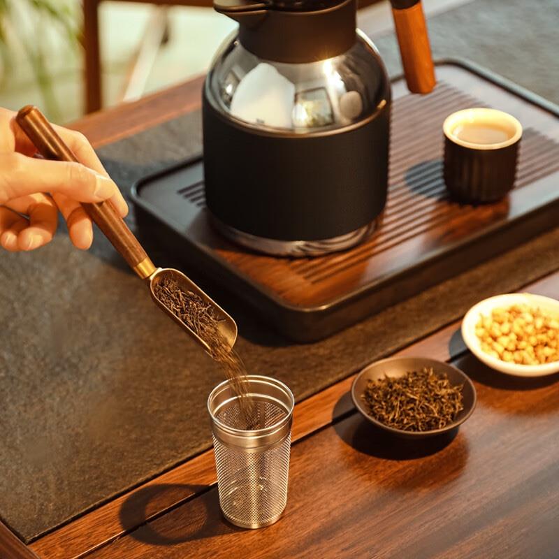 燜大師時光印記鉑金套裝SG1850T燜茶杯壺商務(wù)套裝機械溫顯燜泡壺隨行杯 
