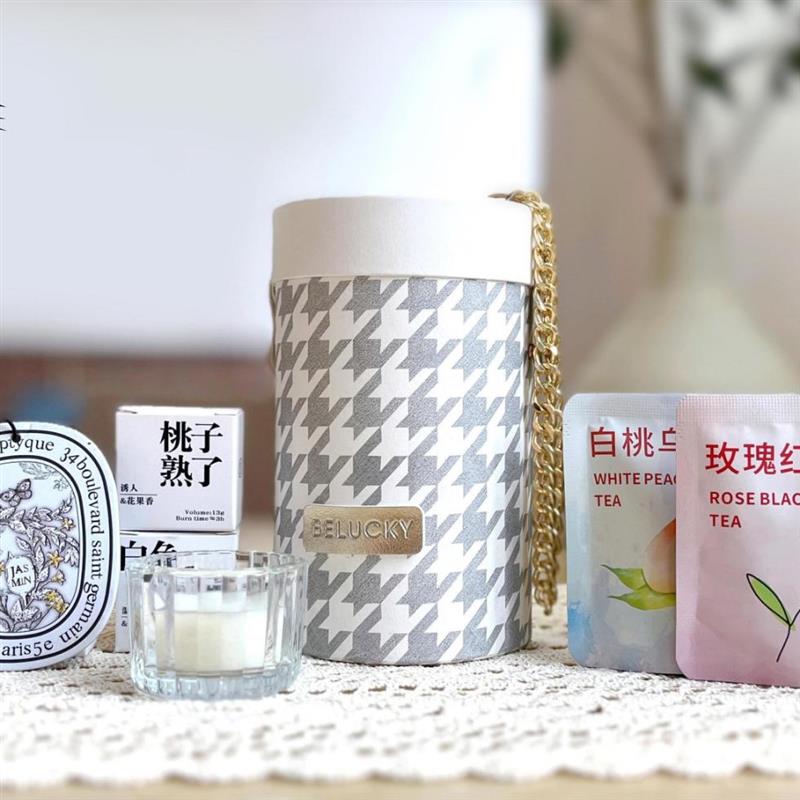 春風(fēng)有信手提禮盒藏詩(shī)蠟燭燭臺(tái)花茶茶包香薰掛飾